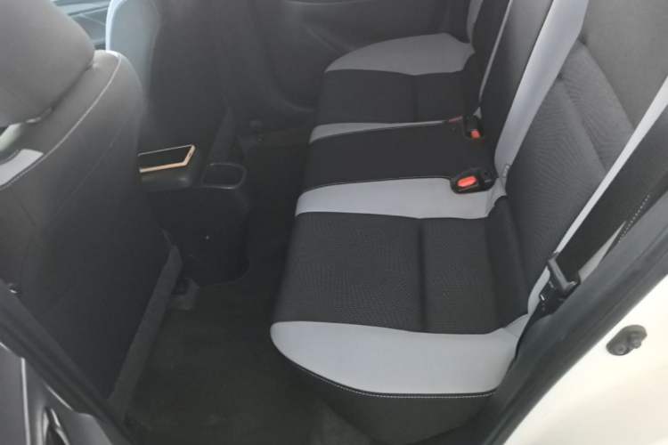 Used Toyota YARiS L Zhi Xuan 2021 1.5L CVT Leading Edition Left Rear Seat