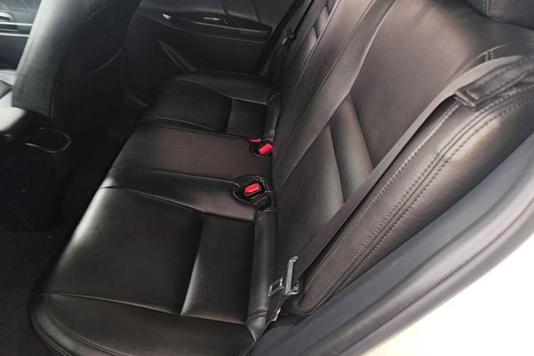 Used Toyota YARiS L Zhi Xuan 2021 1.5L CVT Leading Edition Left Rear Seat