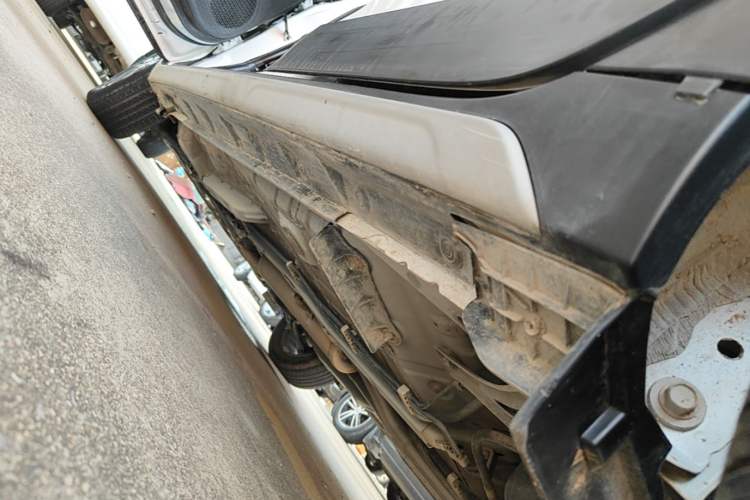 Used Toyota YARiS L Zhi Xuan 2021 X-Trail 1.5L CVT Luxury Edition Left Side Sill