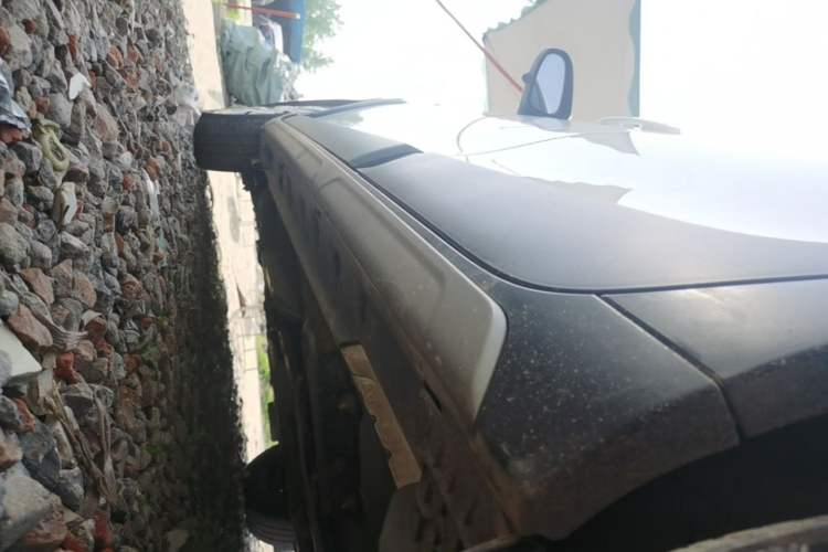 Used Toyota YARiS L Zhi Xuan 2021 X-Trail 1.5L CVT Leading Edition Left Side Sill