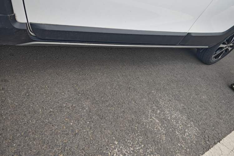 Used Toyota YARiS L Zhi Xuan 2021 X-Trail 1.5L CVT Leading Edition Left Side Sill