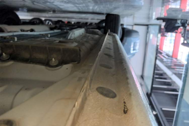 Used Toyota YARiS L Zhi Xuan 2021 1.5L CVT Leading Edition Left Side Sill