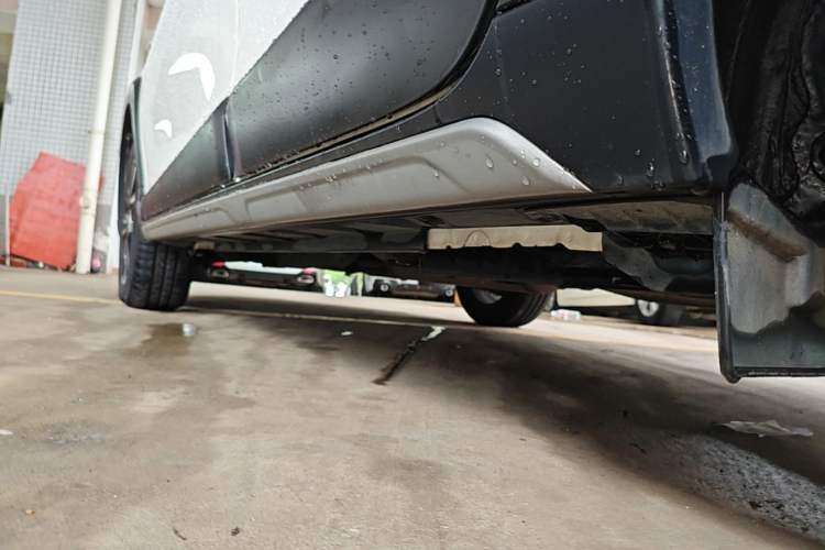 Used Toyota YARiS L Zhi Xuan 2021 X-Trail 1.5L CVT Leading Edition Left Side Sill