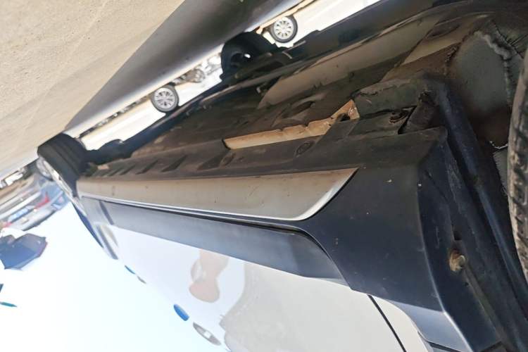 Used Toyota YARiS L Zhi Xuan 2021 X-Trail 1.5L CVT Leading Edition Left Side Sill