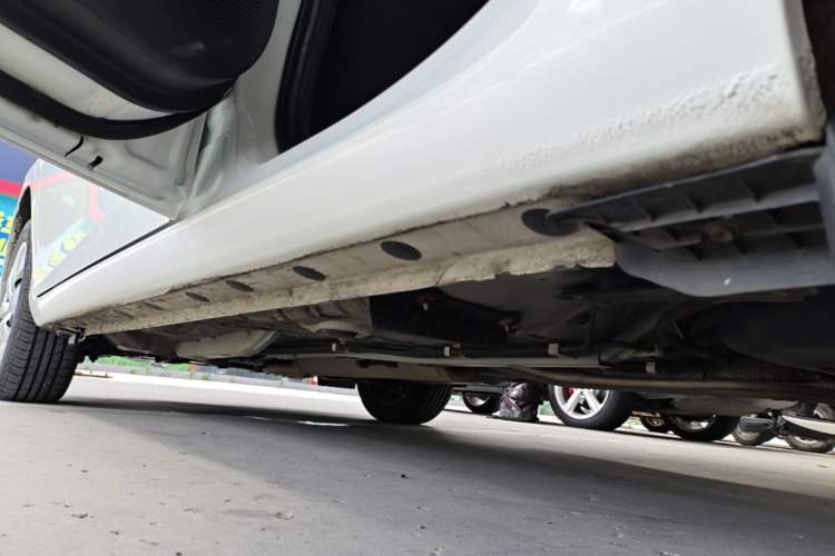 Used Toyota YARiS L Zhi Xuan 2021 1.5L CVT Leading Edition Left Side Sill