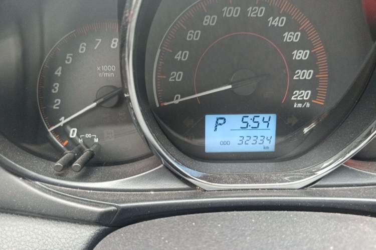 Used Toyota YARiS L Zhi Xuan 2021 X-Trail 1.5L CVT Leading Edition Odometer Close Up