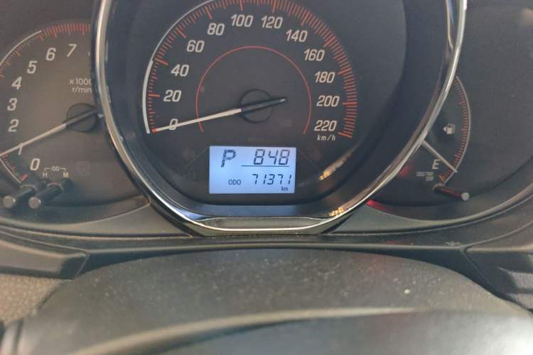 Used Toyota YARiS L Zhi Xuan 2021 X-Trail 1.5L CVT Leading Edition Odometer Close Up