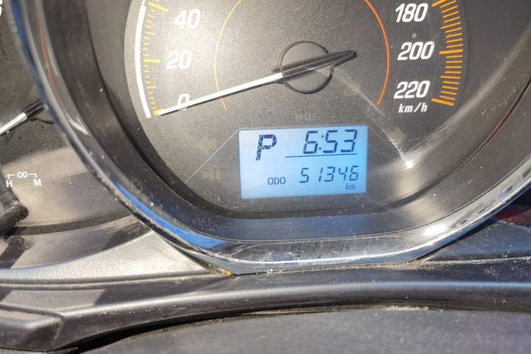 Used Toyota YARiS L Zhi Xuan 2021 X-Trail 1.5L CVT Leading Edition Odometer Close Up