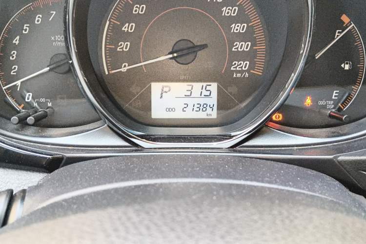Used Toyota YARiS L Zhi Xuan 2021 X-Trail 1.5L CVT Luxury Edition Odometer Close Up