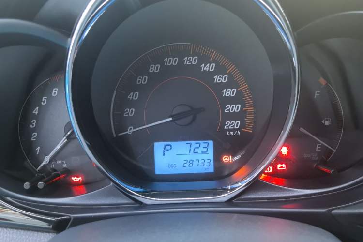 Used Toyota YARiS L Zhi Xuan 2021 X-Trail 1.5L CVT Luxury Edition Odometer Close Up