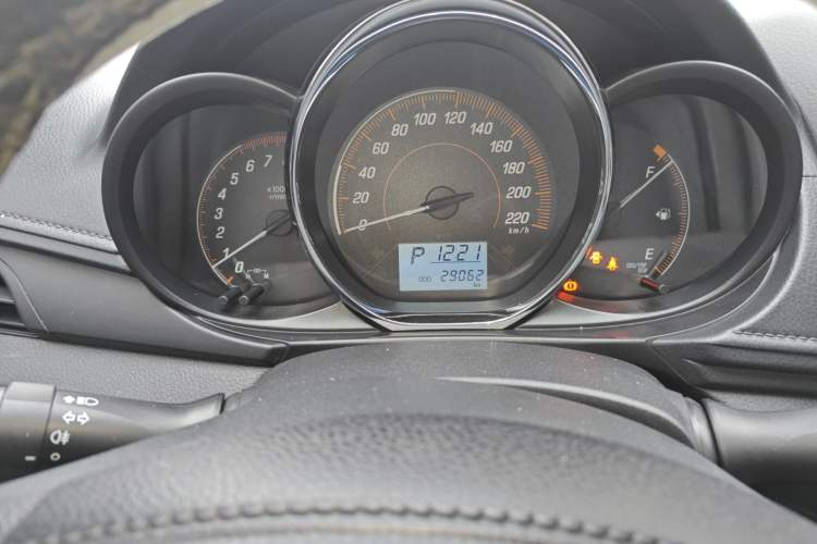 Used Toyota YARiS L Zhi Xuan 2021 X-Trail 1.5L CVT Leading Edition Odometer Close Up