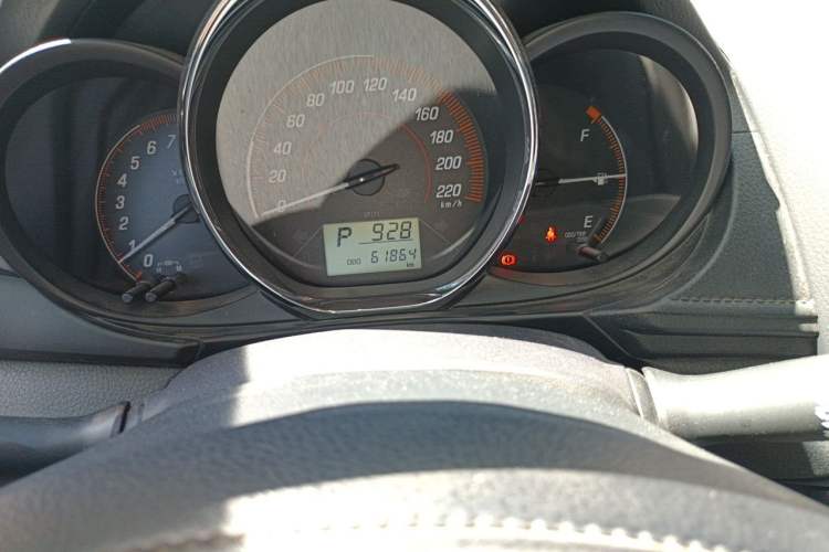 Used Toyota YARiS L Zhi Xuan 2021 X-Trail 1.5L CVT Leading Edition Odometer Close Up