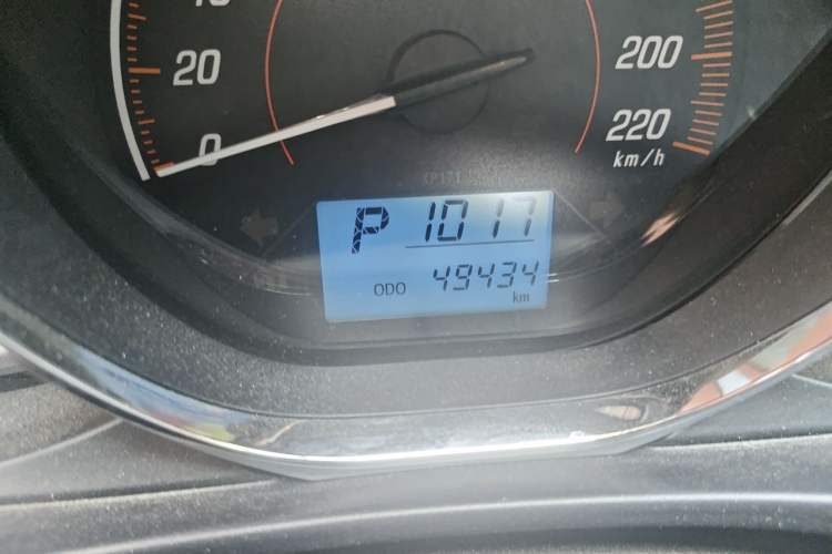 Used Toyota YARiS L Zhi Xuan 2021 X-Trail 1.5L CVT Leading Edition Odometer Close Up