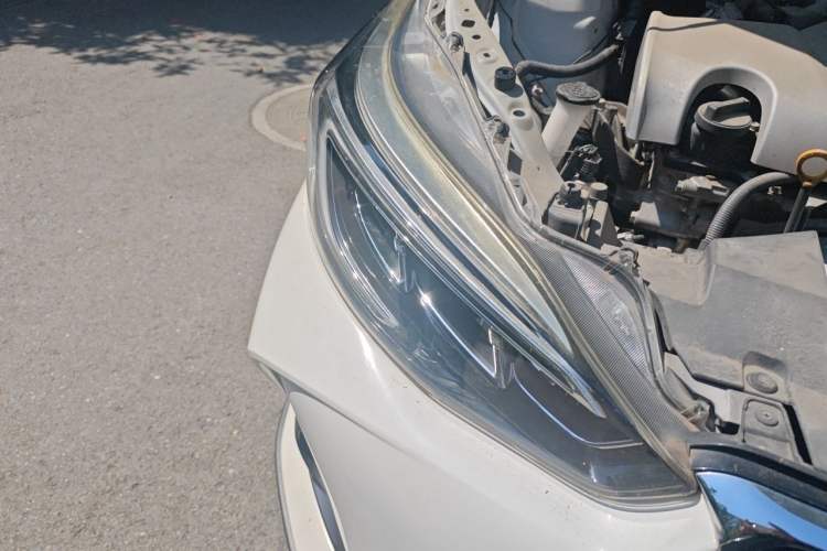 Used Toyota YARiS L Zhi Xuan 2021 X-Trail 1.5L CVT Leading Edition Right Front Headlight