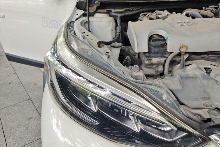 Used Toyota YARiS L Zhi Xuan 2021 X-Trail 1.5L CVT Leading Edition Right Front Headlight