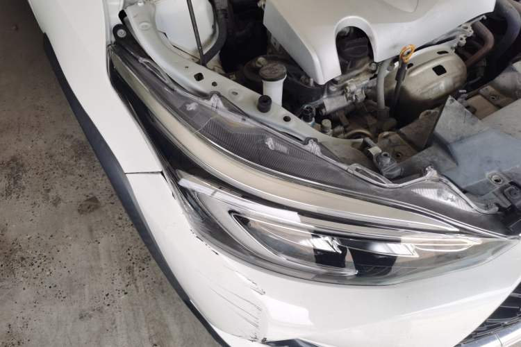 Used Toyota YARiS L Zhi Xuan 2021 X-Trail 1.5L CVT Leading Edition Right Front Headlight