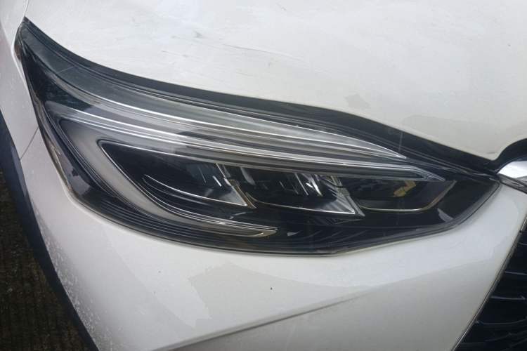 Used Toyota YARiS L Zhi Xuan 2021 X-Trail 1.5L CVT Luxury Edition Right Front Headlight