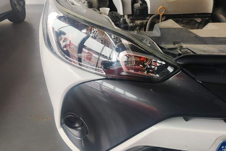 Used Toyota YARiS L Zhi Xuan 2021 1.5L CVT Leading Edition Right Front Headlight