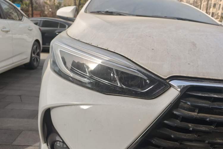 Used Toyota YARiS L Zhi Xuan 2021 X-Trail X 1.5L CVT Prestige Edition Right Front Headlight