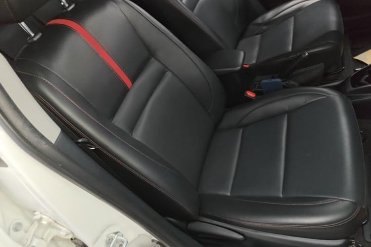 Used Toyota YARiS L Zhi Xuan 2021 X-Trail 1.5L CVT Luxury Edition Right Front Seat