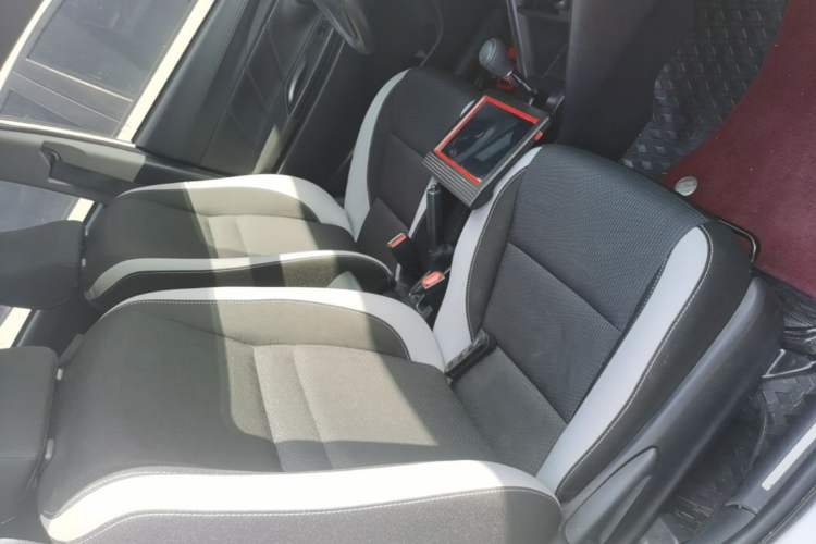 Used Toyota YARiS L Zhi Xuan 2021 X-Trail 1.5L CVT Leading Edition Right Front Seat