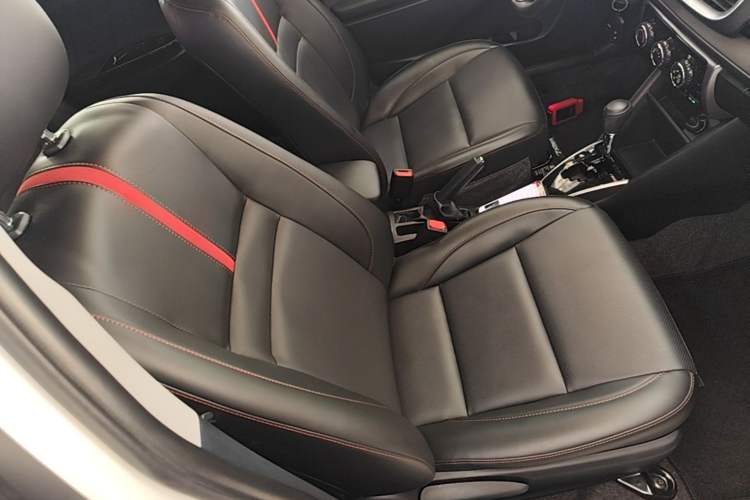 Used Toyota YARiS L Zhi Xuan 2021 X-Trail 1.5L CVT Luxury Edition Right Front Seat