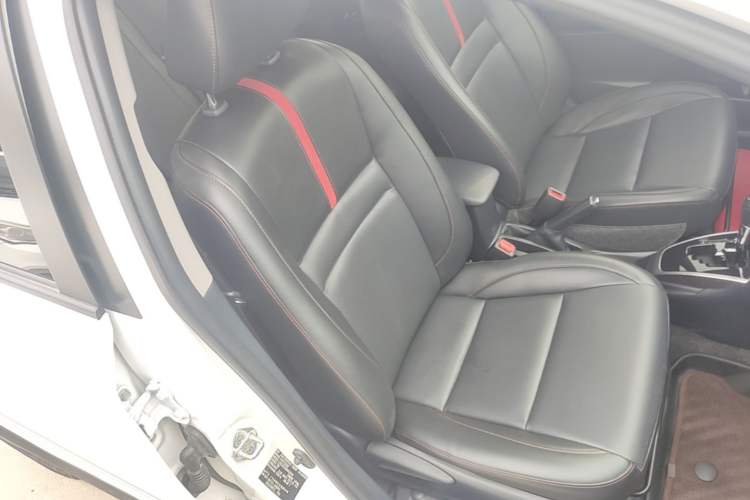 Used Toyota YARiS L Zhi Xuan 2021 X-Trail 1.5L CVT Luxury Edition Right Front Seat