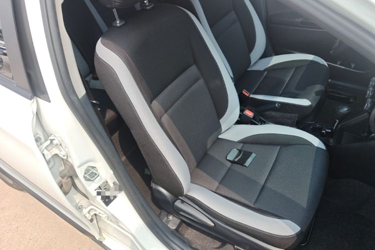 Used Toyota YARiS L Zhi Xuan 2021 X-Trail 1.5L CVT Leading Edition Right Front Seat