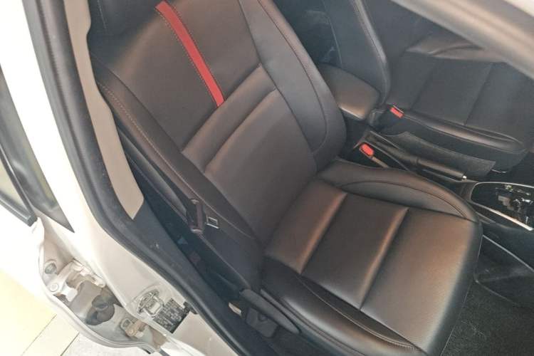 Used Toyota YARiS L Zhi Xuan 2021 X-Trail 1.5L CVT Luxury Edition Right Front Seat