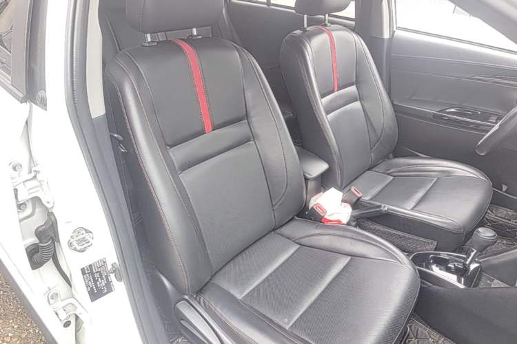 Used Toyota YARiS L Zhi Xuan 2021 X-Trail 1.5L CVT Luxury Edition Right Front Seat