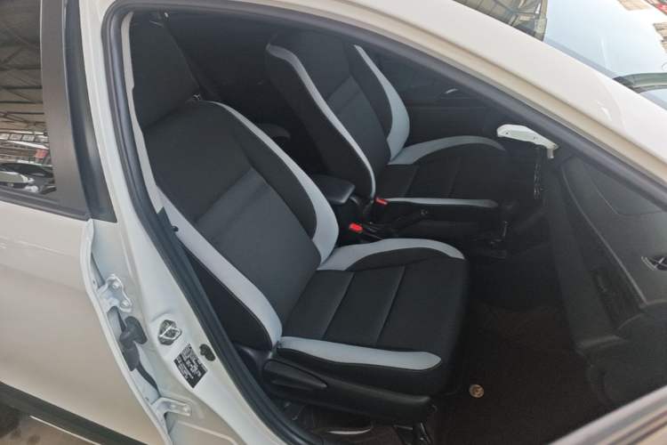 Used Toyota YARiS L Zhi Xuan 2021 X-Trail 1.5L CVT Leading Edition Right Front Seat