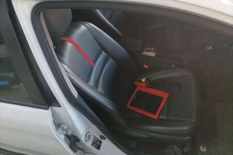 Used Toyota YARiS L Zhi Xuan 2021 X-Trail 1.5L CVT Luxury Edition Right Front Seat