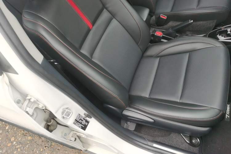 Used Toyota YARiS L Zhi Xuan 2021 X-Trail 1.5L CVT Luxury Edition Right Front Seat
