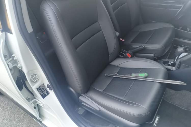 Used Toyota YARiS L Zhi Xuan 2021 X-Trail 1.5L CVT Leading Edition Right Front Seat