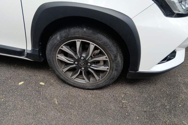 Used Toyota YARiS L Zhi Xuan 2021 X-Trail X 1.5L CVT Prestige Edition Right Front Wheel Hub