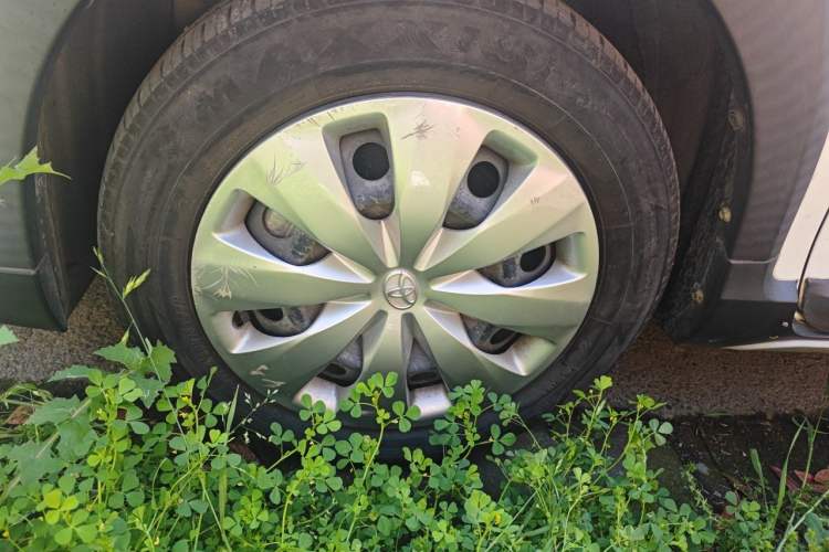 Used Toyota YARiS L Zhi Xuan 2021 X-Trail 1.5L CVT Leading Edition Right Front Wheel Hub