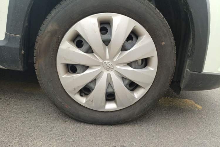 Used Toyota YARiS L Zhi Xuan 2021 X-Trail 1.5L CVT Leading Edition Right Front Wheel Hub