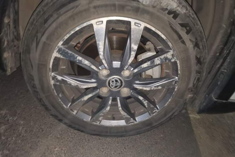 Used Toyota YARiS L Zhi Xuan 2021 X-Trail 1.5L CVT Leading Edition Right Front Wheel Hub