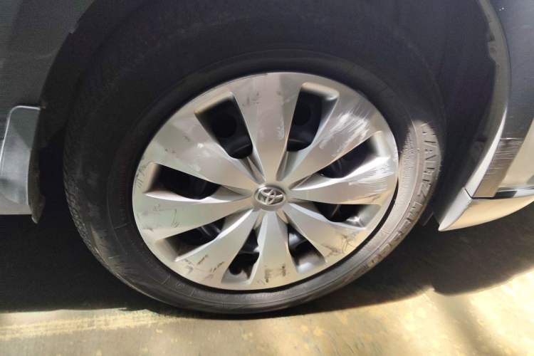 Used Toyota YARiS L Zhi Xuan 2021 X-Trail 1.5L CVT Leading Edition Right Front Wheel Hub