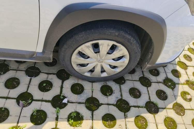 Used Toyota YARiS L Zhi Xuan 2021 X-Trail 1.5L CVT Leading Edition Right Front Wheel Hub