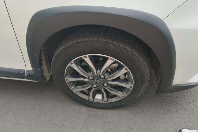 Used Toyota YARiS L Zhi Xuan 2021 X-Trail 1.5L CVT Luxury Edition Right Front Wheel Hub