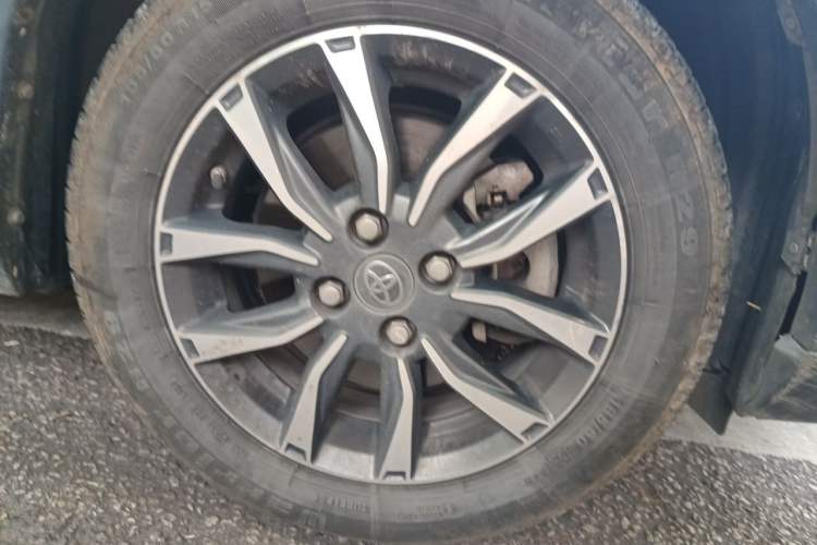 Used Toyota YARiS L Zhi Xuan 2021 X-Trail X 1.5L CVT Prestige Edition Right Front Wheel Hub