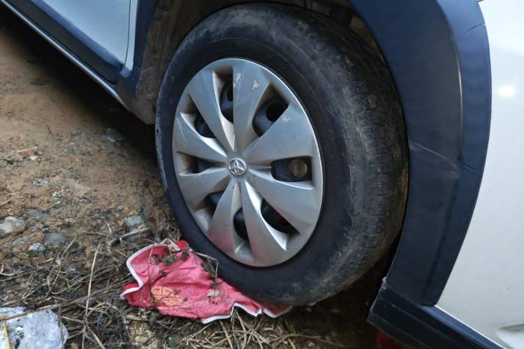 Used Toyota YARiS L Zhi Xuan 2021 X-Trail 1.5L CVT Leading Edition Right Front Wheel Hub