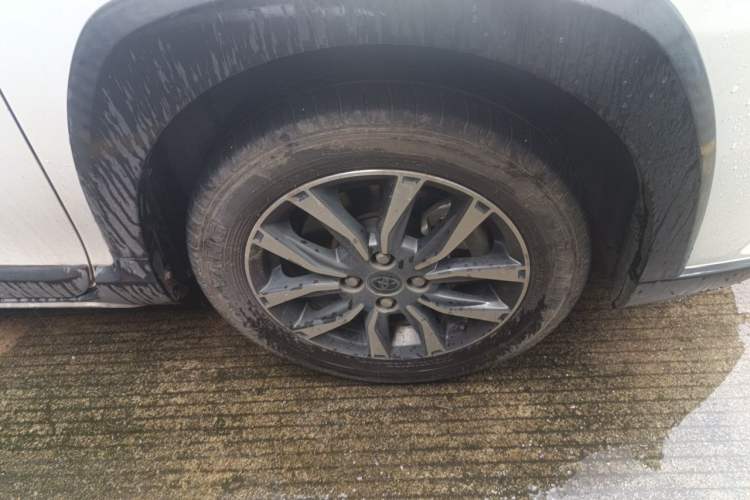 Used Toyota YARiS L Zhi Xuan 2021 X-Trail 1.5L CVT Luxury Edition Right Front Wheel Hub