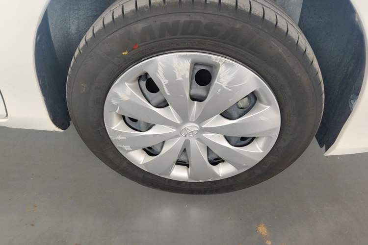 Used Toyota YARiS L Zhi Xuan 2021 1.5L CVT Leading Edition Right Front Wheel Hub