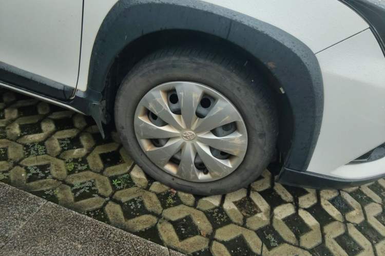 Used Toyota YARiS L Zhi Xuan 2021 X-Trail 1.5L CVT Leading Edition Right Front Wheel Hub