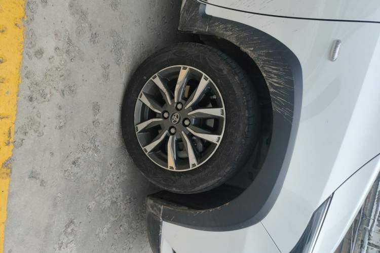Used Toyota YARiS L Zhi Xuan 2021 X-Trail 1.5L CVT Luxury Edition Right Front Wheel Hub