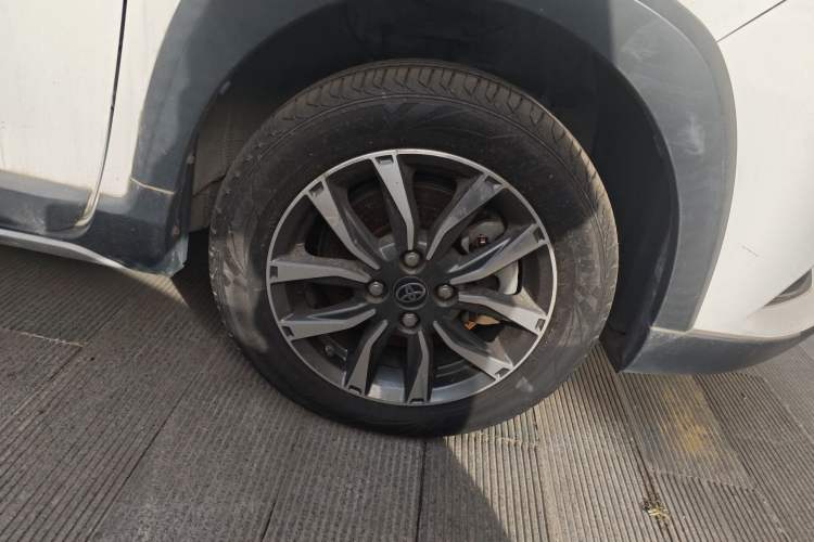 Used Toyota YARiS L Zhi Xuan 2021 X-Trail X 1.5L CVT Prestige Edition Right Front Wheel Hub
