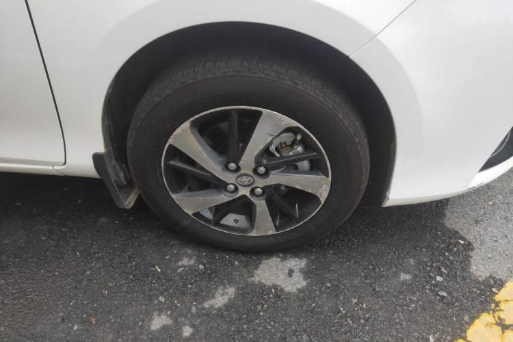 Used Toyota YARiS L Zhi Xuan 2021 1.5L CVT Leading Edition Right Front Wheel Hub