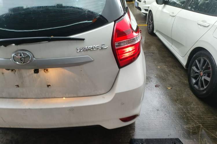 Used Toyota YARiS L Zhi Xuan 2021 1.5L CVT Leading Edition Right Rear Taillight